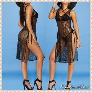 🖤🆕"The Cover-Up" Slit Crochet Swimsuit coverup